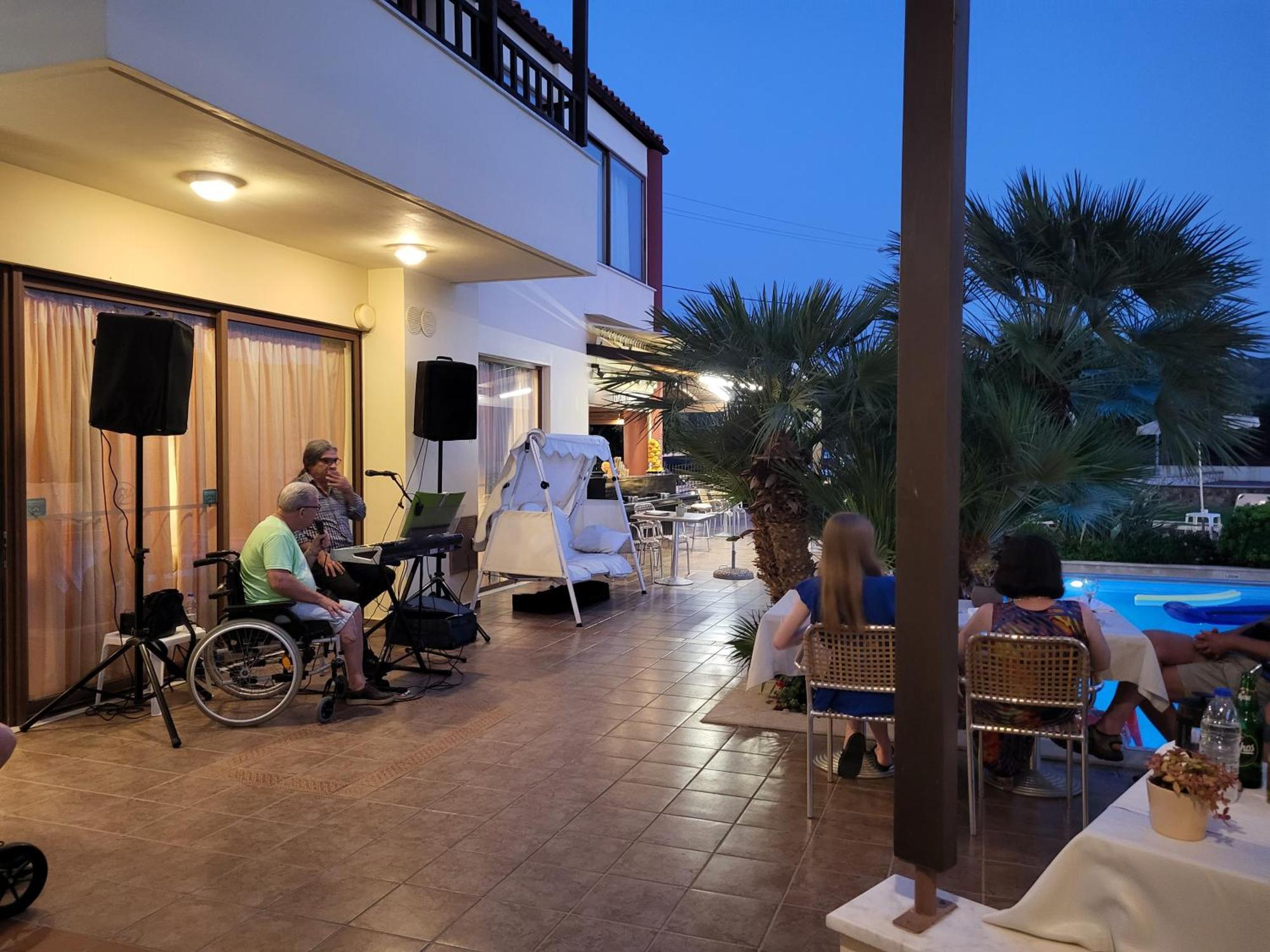 Eria Resort For People With Special Abilities Máleme Ngoại thất bức ảnh